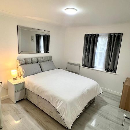 Royallodge Лондон Екстериор снимка