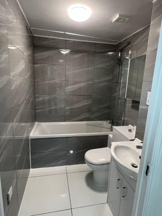 Royallodge Лондон Екстериор снимка