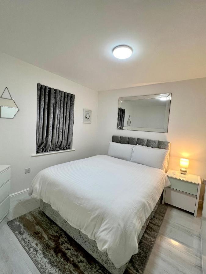 Royallodge Лондон Екстериор снимка
